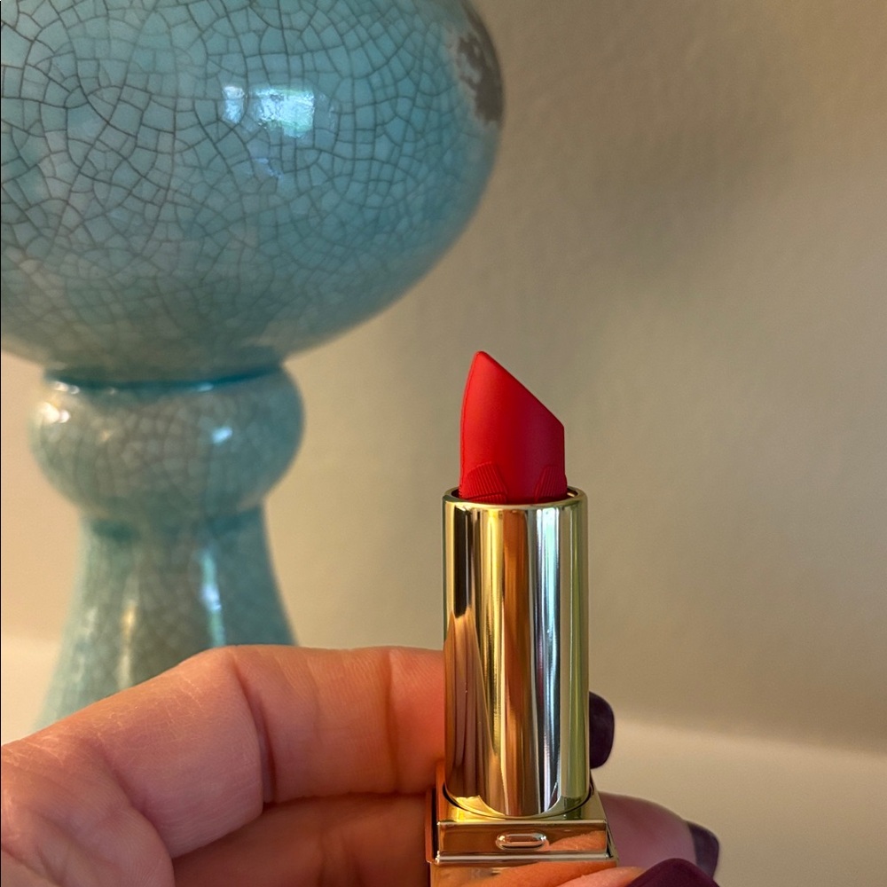 NEW Estee Lauder Limited Edition Lipstick "Red Ribbon" - Picture 5 of 9